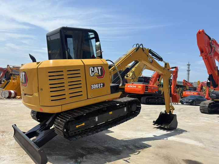 Original Caterpillar Second-hand CAT306E2/305.5E/307E/308E Used Mini Excavadora 6 Ton Used Cat Excavator Cheap Price - Pelle: photos 4 Original Caterpillar Second-hand CAT306E2/305.5E/307E/308E Used Mini Excavadora 6 Ton Used Cat Excavator Cheap Price - Pelle: photos 4