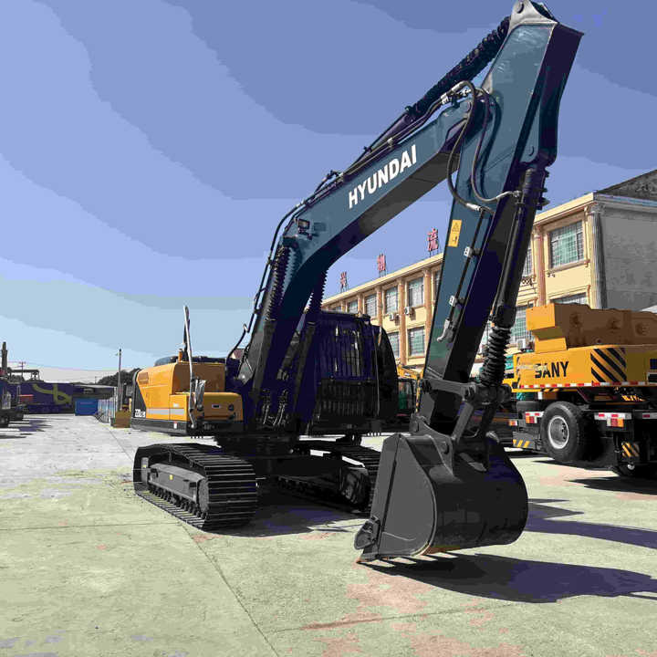 Original Used Korea  22ton Hyundai 220lc-9s 225lc-9t Excavator for Sale in Good Condition and Low Working Time - Pelle: photos 1 Original Used Korea  22ton Hyundai 220lc-9s 225lc-9t Excavator for Sale in Good Condition and Low Working Time - Pelle: photos 1