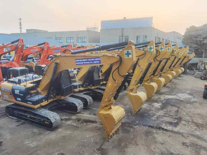 Second Hand Large Excavator CAT 320D 320d2 Caterpillar 20 Ton Used Crawler Excavator Caterpillar 320 Excavators - Pelle: photos 5 Second Hand Large Excavator CAT 320D 320d2 Caterpillar 20 Ton Used Crawler Excavator Caterpillar 320 Excavators - Pelle: photos 5