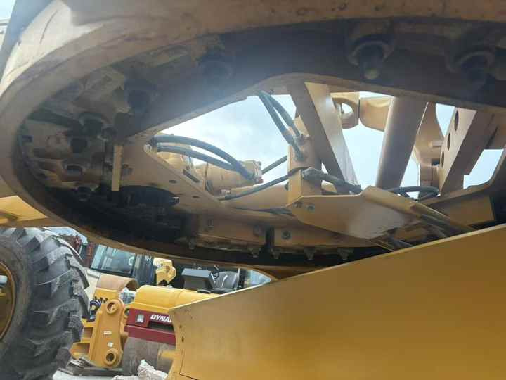 Second Hand SEM921 Motor Grader / Second Hand Motor Grader Sem 921 922 919 SEM Motor Grader for Sale - Niveleuse: photos 3 Second Hand SEM921 Motor Grader / Second Hand Motor Grader Sem 921 922 919 SEM Motor Grader for Sale - Niveleuse: photos 3