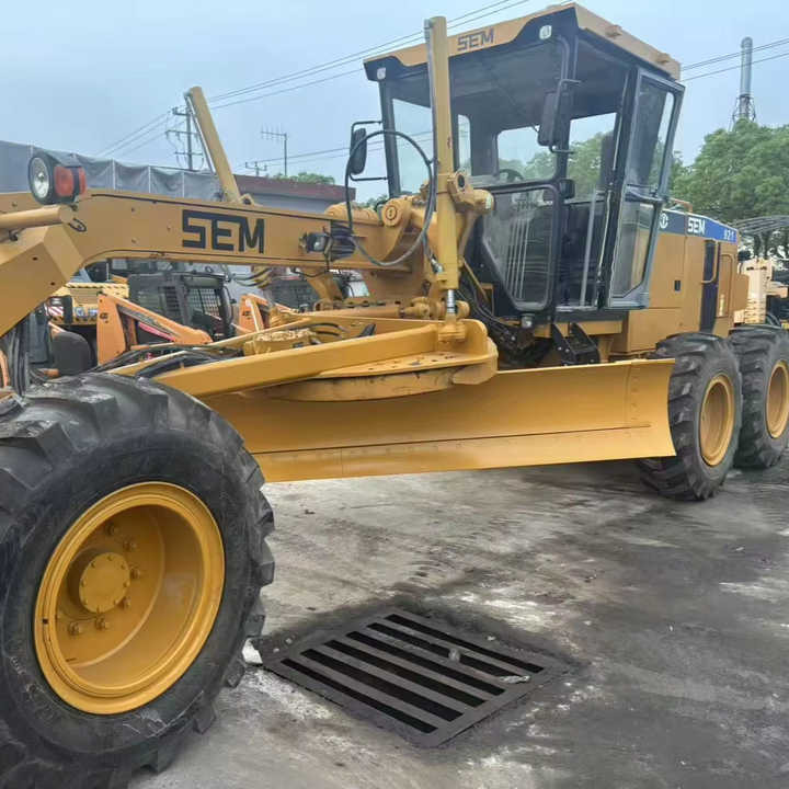 Second Hand SEM921 Motor Grader / Second Hand Motor Grader Sem 921 922 919 SEM Motor Grader for Sale - Niveleuse: photos 1 Second Hand SEM921 Motor Grader / Second Hand Motor Grader Sem 921 922 919 SEM Motor Grader for Sale - Niveleuse: photos 1