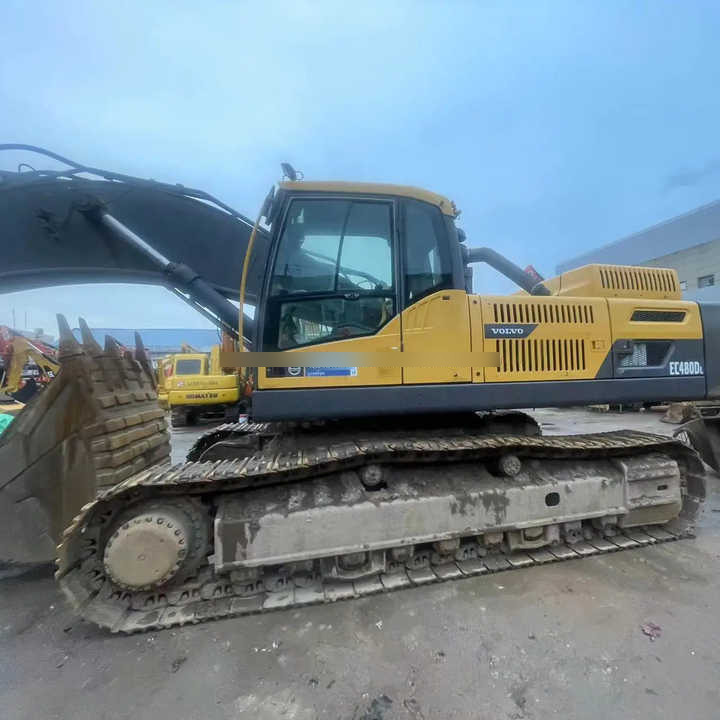 Second hand Volvo excavator in good condition for sale - Pelle sur chenille: photos 1 Second hand Volvo excavator in good condition for sale - Pelle sur chenille: photos 1