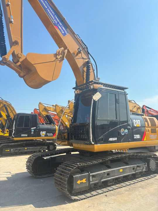 Used 20ton Excavator Original Crawler excavator Second-Hand Digger Machine Cat 320D 325 330D 336d Used Cat Excavator - Pelle sur chenille: photos 5 Used 20ton Excavator Original Crawler excavator Second-Hand Digger Machine Cat 320D 325 330D 336d Used Cat Excavator - Pelle sur chenille: photos 5