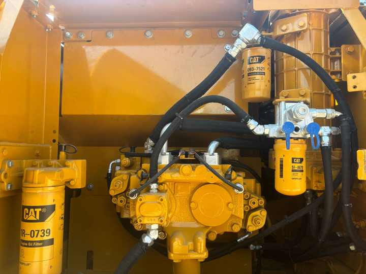 Used 20ton Excavator Original Crawler excavator Second-Hand Digger Machine Cat 320D 325 330D 336d Used Cat Excavator - Pelle sur chenille: photos 4 Used 20ton Excavator Original Crawler excavator Second-Hand Digger Machine Cat 320D 325 330D 336d Used Cat Excavator - Pelle sur chenille: photos 4