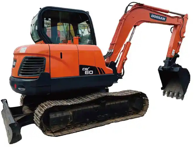 Used doosan 6ton dx60 excavator on sale in stock - Pelle sur chenille: photos 2 Used doosan 6ton dx60 excavator on sale in stock - Pelle sur chenille: photos 2