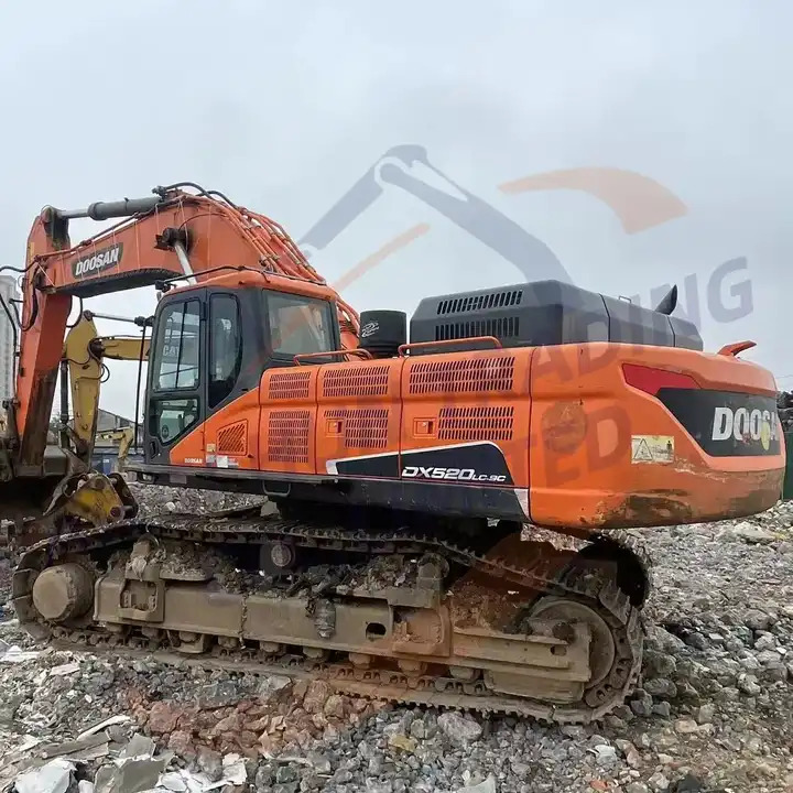 New arrival Used Doosan excavator DX520LC-9C in good condition for sale in good condition - Pelle sur chenille: photos 1 New arrival Used Doosan excavator DX520LC-9C in good condition for sale in good condition - Pelle sur chenille: photos 1