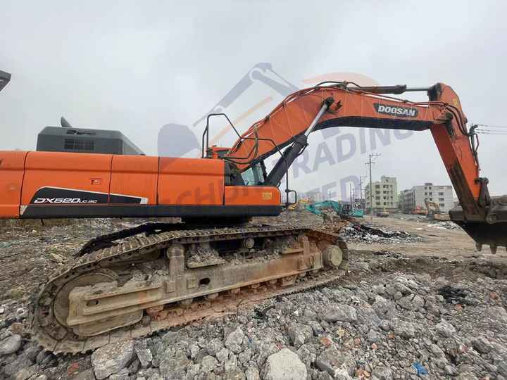 Perfect performance Used Doosan excavator DX520LC-9C in good condition for sale - Pelle sur chenille: photos 4 Perfect performance Used Doosan excavator DX520LC-9C in good condition for sale - Pelle sur chenille: photos 4