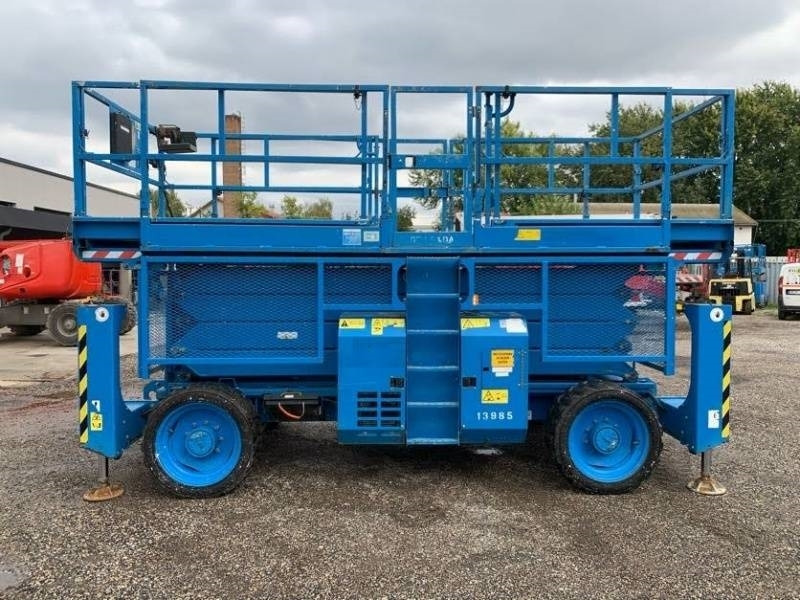 Genie GS4390 - 15,11m, diesel, 4x4  - Nacelle ciseaux: photos 4 Genie GS4390 - 15,11m, diesel, 4x4  - Nacelle ciseaux: photos 4