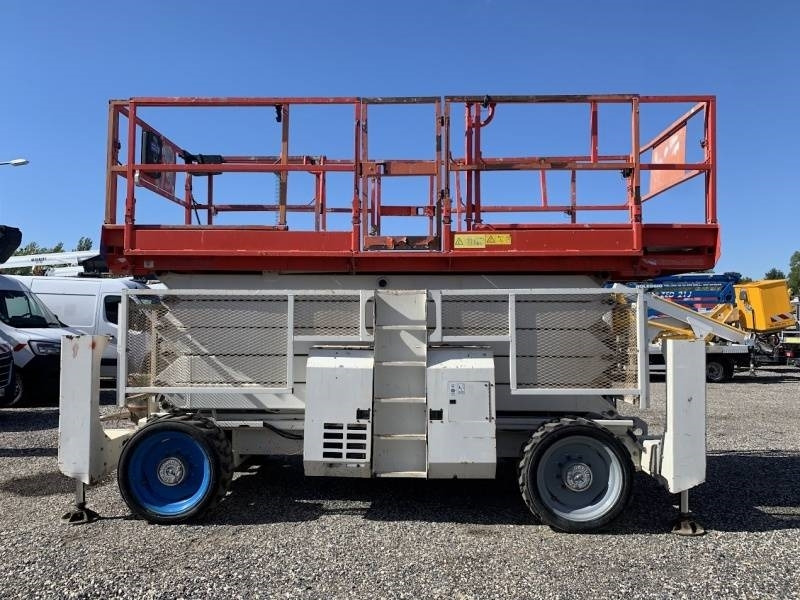 Genie GS5390 - 18m - 4x4 - Diesel  - Nacelle ciseaux: photos 4 Genie GS5390 - 18m - 4x4 - Diesel  - Nacelle ciseaux: photos 4