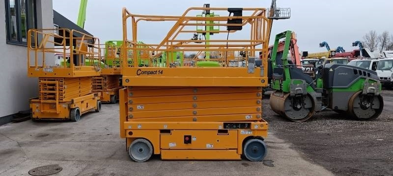 Haulotte Compact 14 - 14 m, electric - Nacelle ciseaux: photos 4 Haulotte Compact 14 - 14 m, electric - Nacelle ciseaux: photos 4