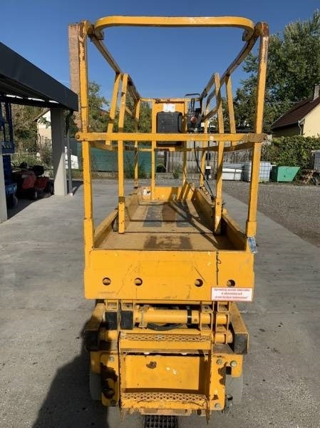 Haulotte Compact 8 - 8m, electric  - Nacelle ciseaux: photos 3 Haulotte Compact 8 - 8m, electric  - Nacelle ciseaux: photos 3