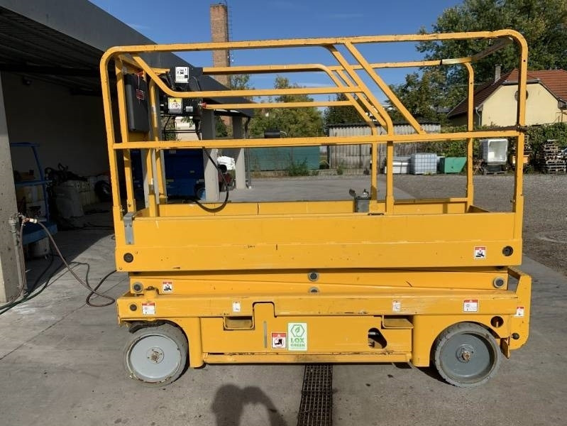 Haulotte Compact 8 - 8m, electric  - Nacelle ciseaux: photos 5 Haulotte Compact 8 - 8m, electric  - Nacelle ciseaux: photos 5