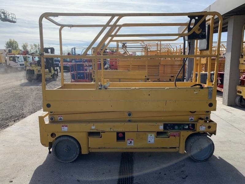 Haulotte Compact 8 - 8m, electric  - Nacelle ciseaux: photos 4 Haulotte Compact 8 - 8m, electric  - Nacelle ciseaux: photos 4