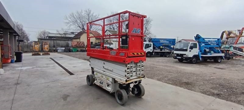 JLG 2632ES - 9,77 m, electric - Nacelle ciseaux: photos 1 JLG 2632ES - 9,77 m, electric - Nacelle ciseaux: photos 1