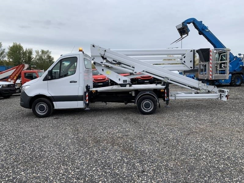 Mercedes-Benz Sprinter Ruthmann-Ecoline RS240 - 23,6m - 250 kg - Camion avec nacelle: photos 5 Mercedes-Benz Sprinter Ruthmann-Ecoline RS240 - 23,6m - 250 kg - Camion avec nacelle: photos 5