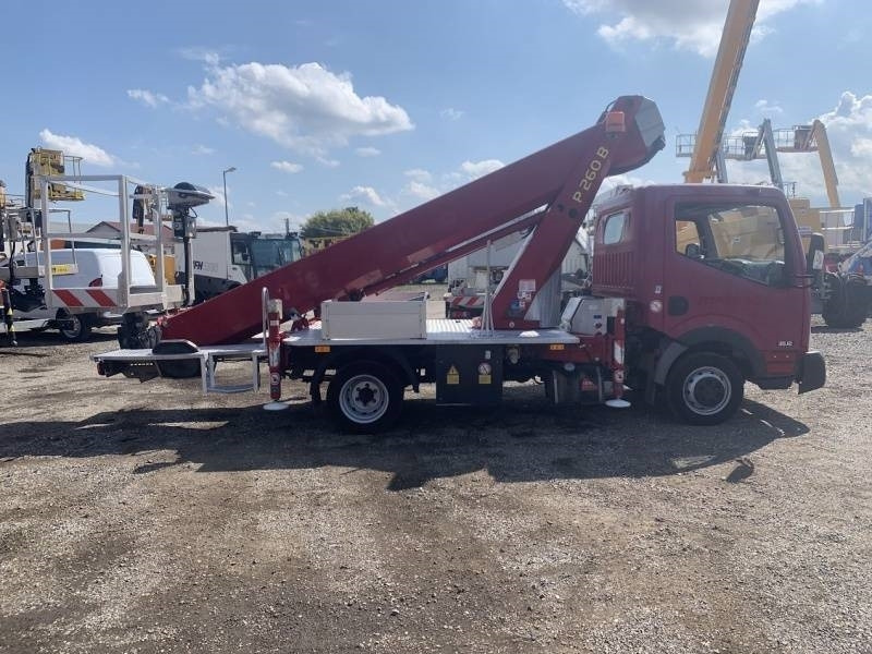Nissan Cabstar Palfinger P260B - 25,6 m - 230 kg - Camion avec nacelle: photos 4 Nissan Cabstar Palfinger P260B - 25,6 m - 230 kg - Camion avec nacelle: photos 4