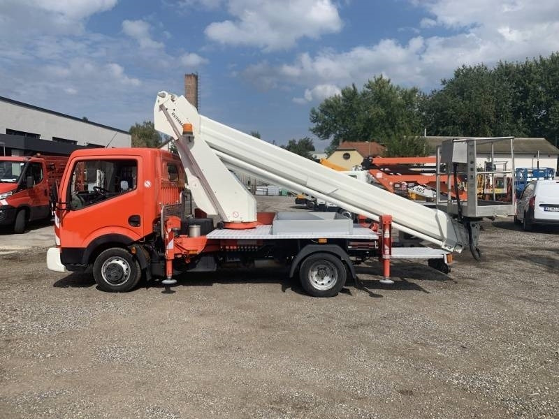Nissan Cabstar Ruthmann TB270 - 27m - 230 kg  - Camion avec nacelle: photos 5 Nissan Cabstar Ruthmann TB270 - 27m - 230 kg  - Camion avec nacelle: photos 5