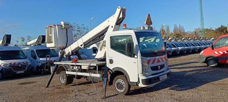 Renault Maxity Bizzocchi Autel 162 HP - 16,5m - Camion avec nacelle: photos 1 Renault Maxity Bizzocchi Autel 162 HP - 16,5m - Camion avec nacelle: photos 1