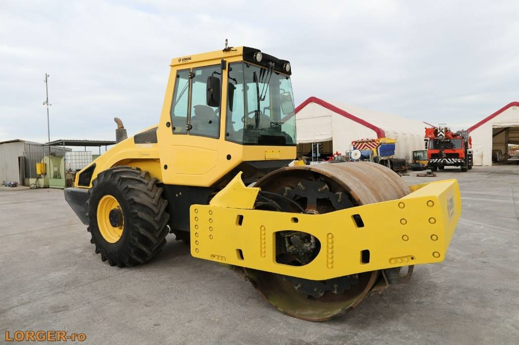 Bomag BW 216 D H-4 - Compacteur à pieds de mouton/ Monocylindre: photos 4 Bomag BW 216 D H-4 - Compacteur à pieds de mouton/ Monocylindre: photos 4