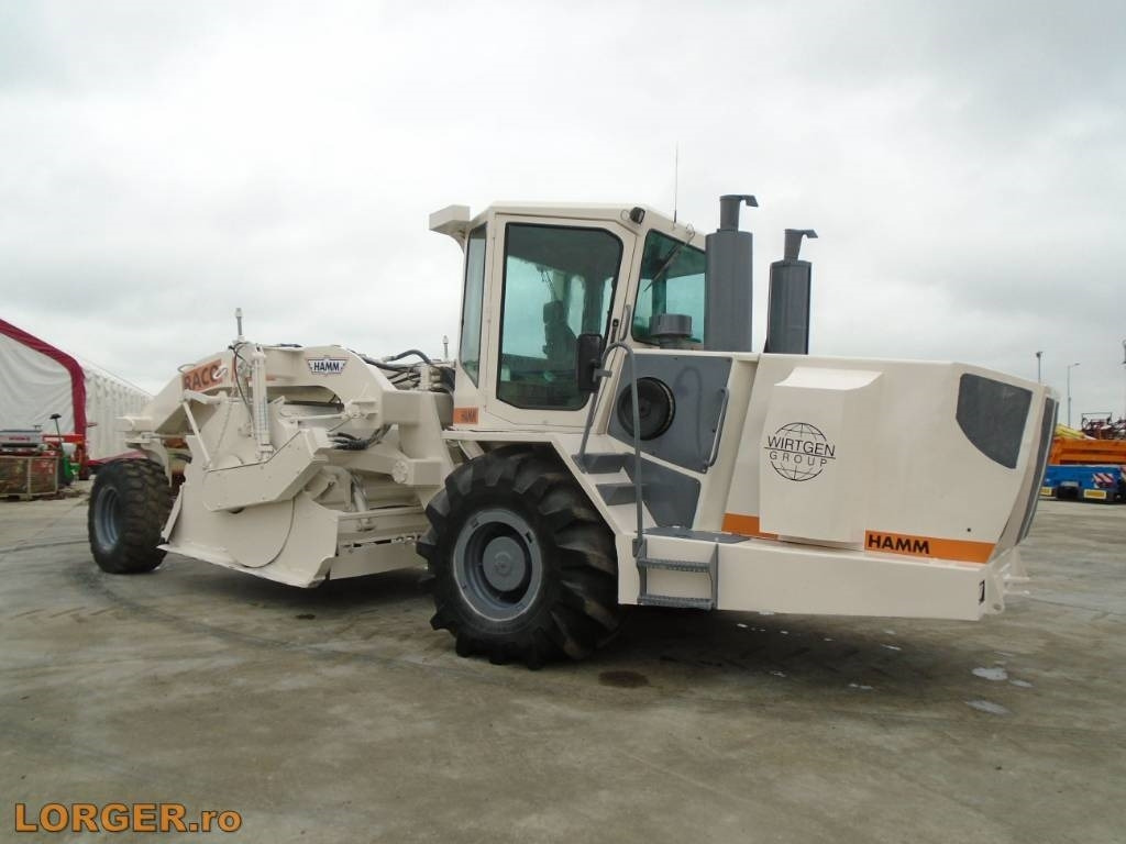 Hamm Raco 350 Soil Stabilizer - Fraiseuse à froid: photos 2 Hamm Raco 350 Soil Stabilizer - Fraiseuse à froid: photos 2