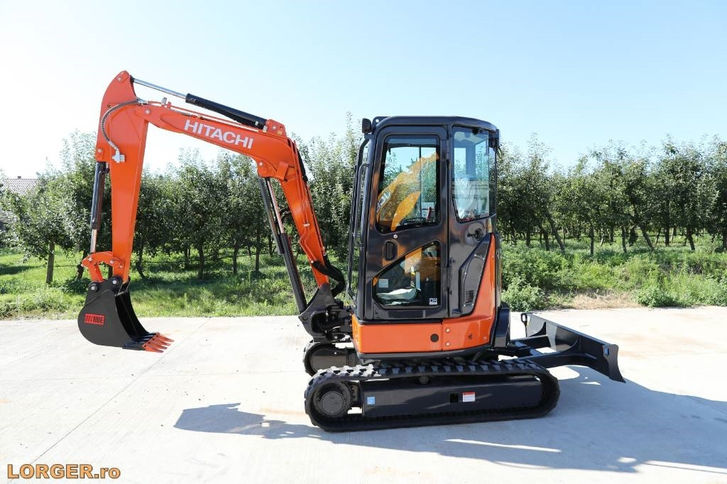 Hitachi ZX 33 U-5A - Mini pelle: photos 1 Hitachi ZX 33 U-5A - Mini pelle: photos 1
