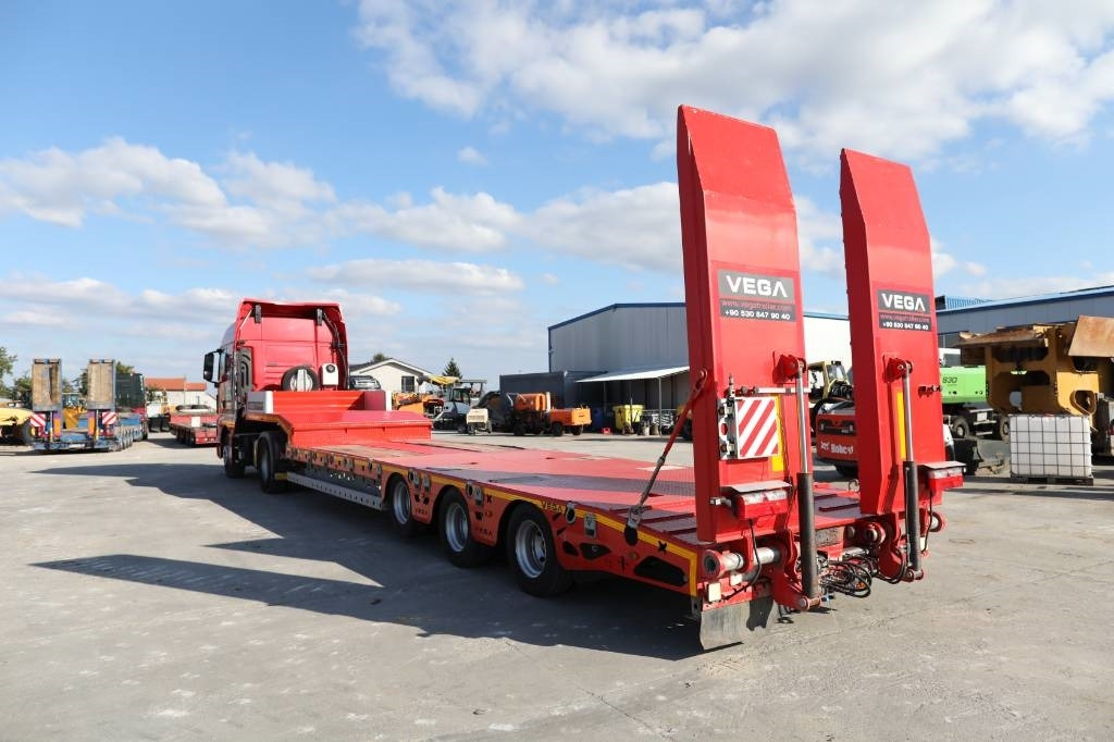 MAN TGX 18.500 4x2 LLS + Trailer Vega 3 axel lowbed  - Tracteur routier: photos 5 MAN TGX 18.500 4x2 LLS + Trailer Vega 3 axel lowbed  - Tracteur routier: photos 5