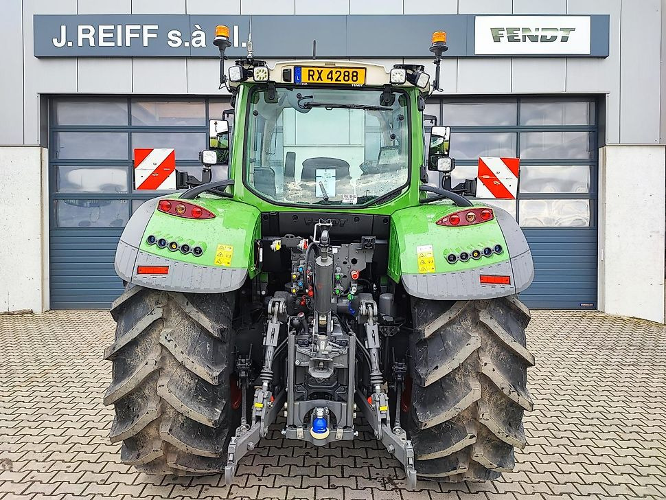 J.Reiff Sarl
Herr Stefan Neukirch - 77 Z.I in den - Tracteur agricole: photos 4 J.Reiff Sarl
Herr Stefan Neukirch - 77 Z.I in den - Tracteur agricole: photos 4