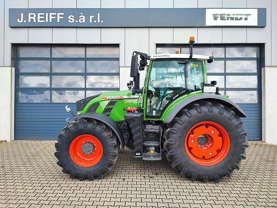 J.Reiff Sarl
Herr Stefan Neukirch - 77 Z.I in den - Tracteur agricole: photos 1 J.Reiff Sarl
Herr Stefan Neukirch - 77 Z.I in den - Tracteur agricole: photos 1