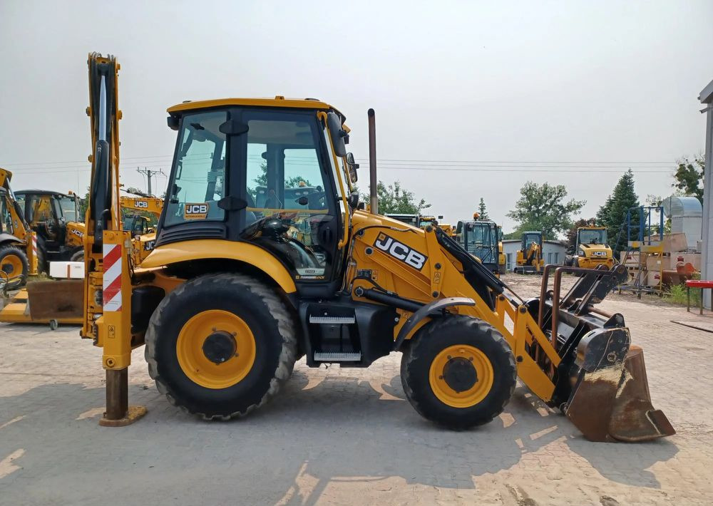 JCB 3CX Plus AEC - Tractopelle: photos 3 JCB 3CX Plus AEC - Tractopelle: photos 3