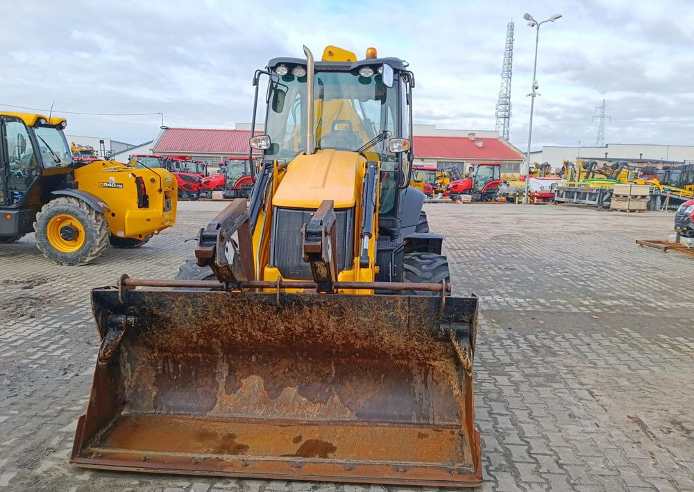JCB 3CX - Tractopelle: photos 3 JCB 3CX - Tractopelle: photos 3