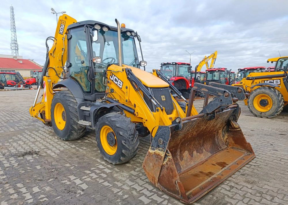 JCB 3CX - Tractopelle: photos 4 JCB 3CX - Tractopelle: photos 4