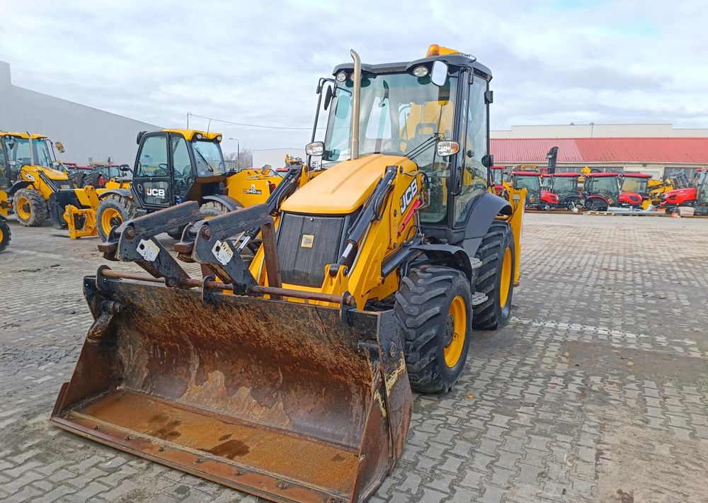 JCB 3CX - Tractopelle: photos 2 JCB 3CX - Tractopelle: photos 2