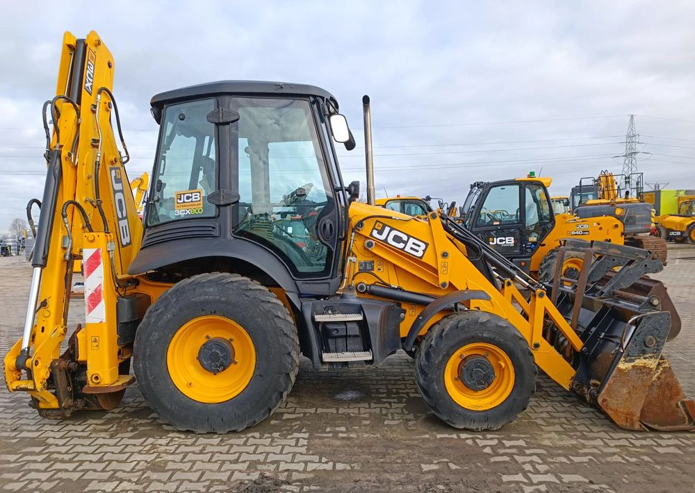 JCB 3CX - Tractopelle: photos 5 JCB 3CX - Tractopelle: photos 5