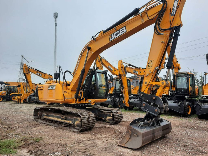 JCB JS 220 N LC - Pelle sur chenille: photos 2 JCB JS 220 N LC - Pelle sur chenille: photos 2