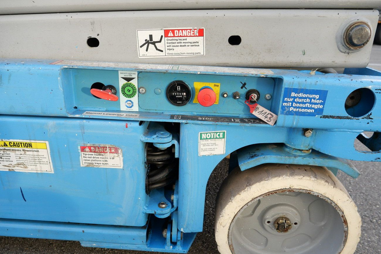 Camion avec nacelle Genie SCHERENHEBEBÜHNE GENIE GS 2632 nur 542 H: photos 8