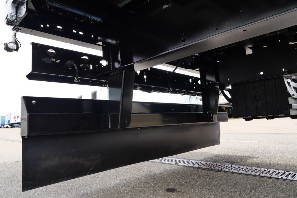 Semi-remorque plateau neuf Kögel SN24/ BW 800 mm/144 x rungent. BPW/ LENKACHSE: photos 20