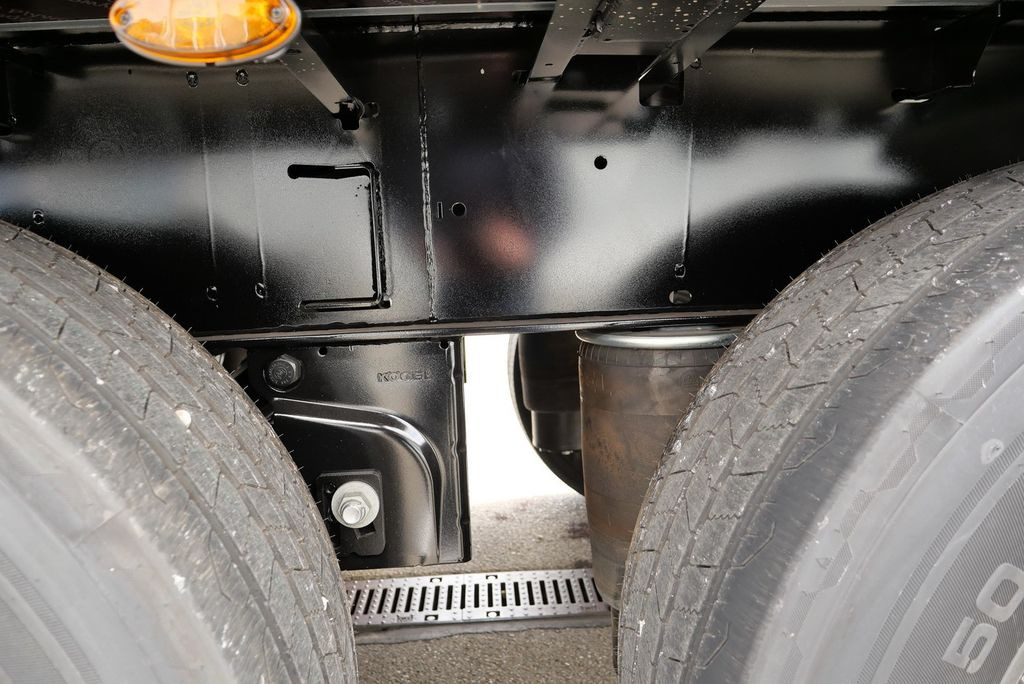 Semi-remorque plateau neuf Kögel SN24/ BW 800 mm/144 x rungent. BPW/ LENKACHSE: photos 19