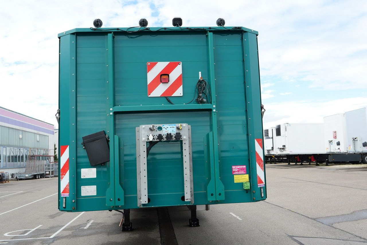 SP32 -G39 MEGA/JUMBO/LIFT/ CONTAINER /FELLECHNER - Semi-remorque surbaissé: photos 2 SP32 -G39 MEGA/JUMBO/LIFT/ CONTAINER /FELLECHNER - Semi-remorque surbaissé: photos 2