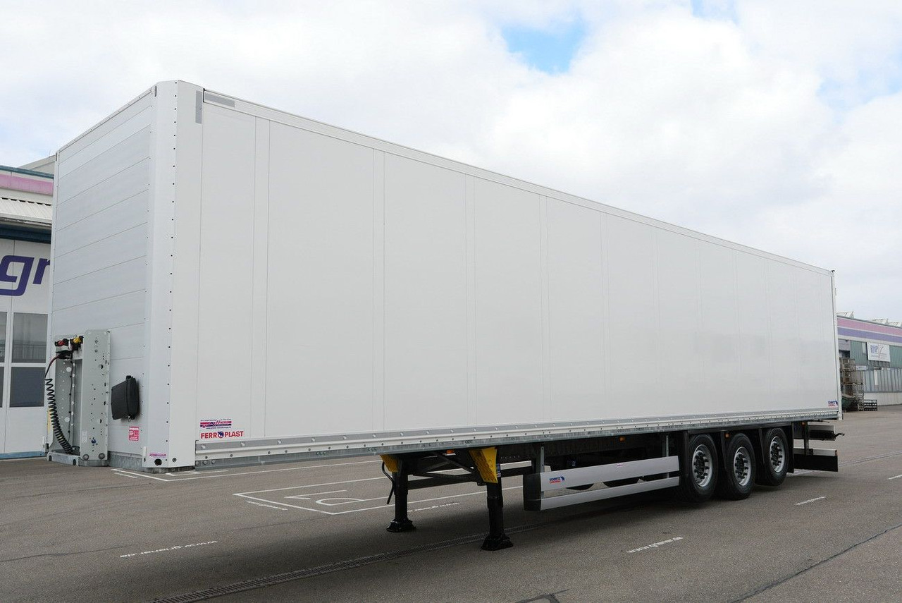 Schmitz Cargobull SKO 24/3 x ZURRLEISTE / 2 x LIFTACHSE 90 tsd km - Semi-remorque fourgon: photos 4 Schmitz Cargobull SKO 24/3 x ZURRLEISTE / 2 x LIFTACHSE 90 tsd km - Semi-remorque fourgon: photos 4