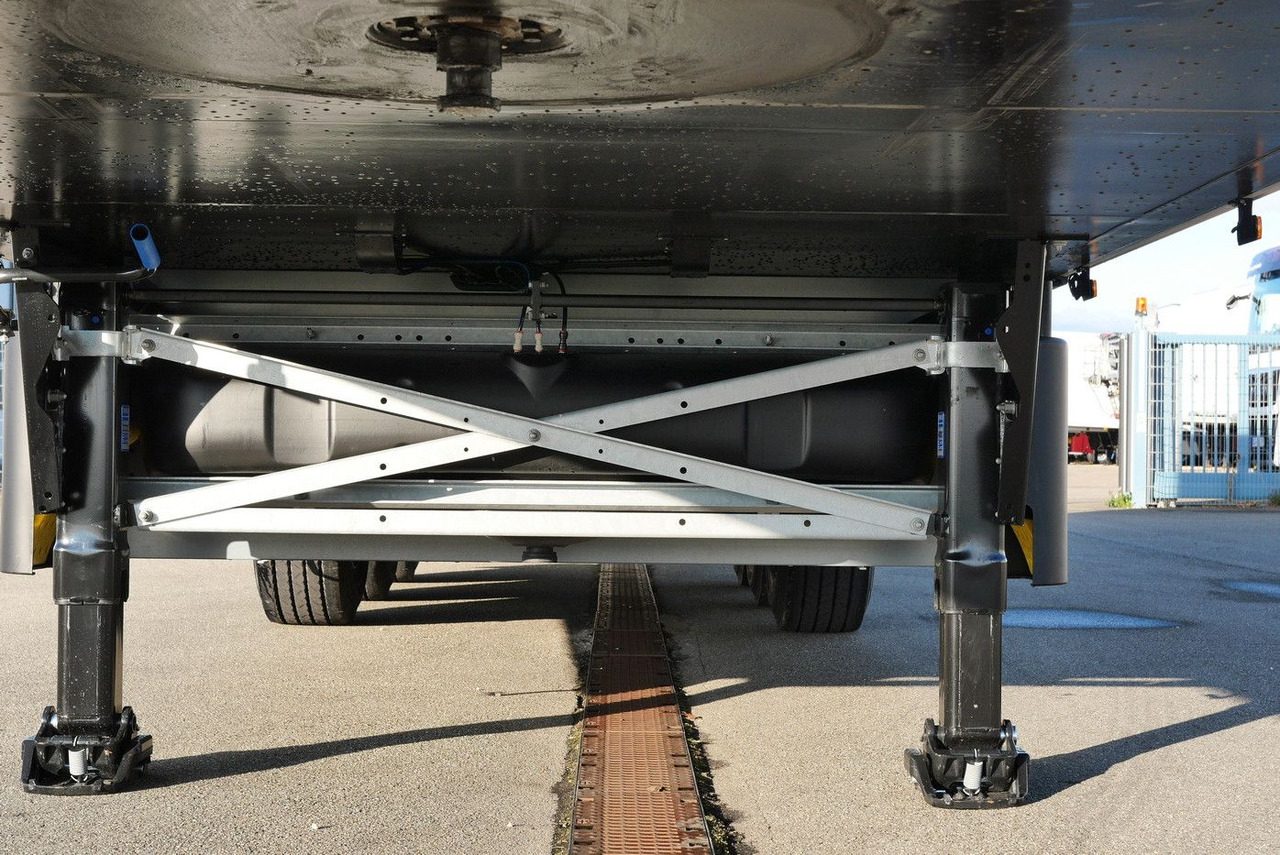 Semi-remorque frigorifique Schmitz Cargobull SKO 24/FP 45 cool /V7 / DOPPELSTOCK/DRP/ 1550: photos 14 Semi-remorque frigorifique Schmitz Cargobull SKO 24/FP 45 cool /V7 / DOPPELSTOCK/DRP/ 1550: photos 14