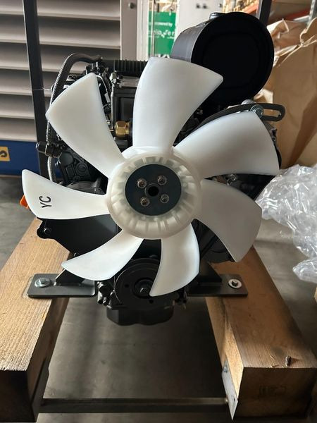 Yanmar 3TNV76 18,2kW @ 3200 U/min-1 - Moteur pour Engins de chantier: photos 2 Yanmar 3TNV76 18,2kW @ 3200 U/min-1 - Moteur pour Engins de chantier: photos 2