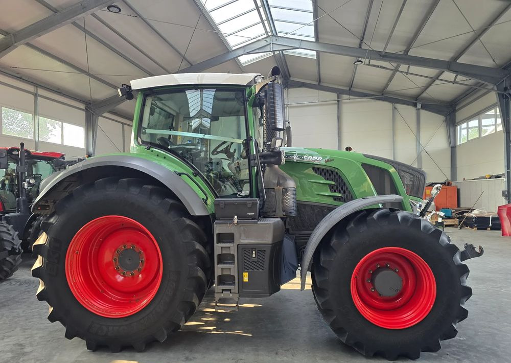 Fendt 828 S4 ProfiPlus - Tracteur agricole: photos 5 Fendt 828 S4 ProfiPlus - Tracteur agricole: photos 5