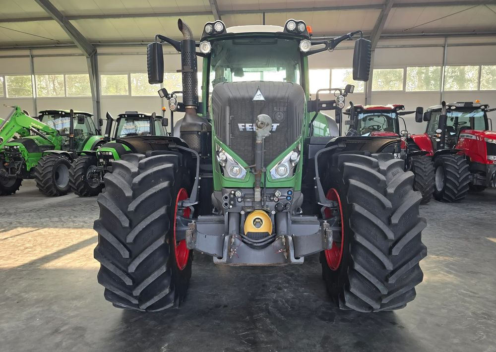Fendt 828 S4 ProfiPlus - Tracteur agricole: photos 3 Fendt 828 S4 ProfiPlus - Tracteur agricole: photos 3