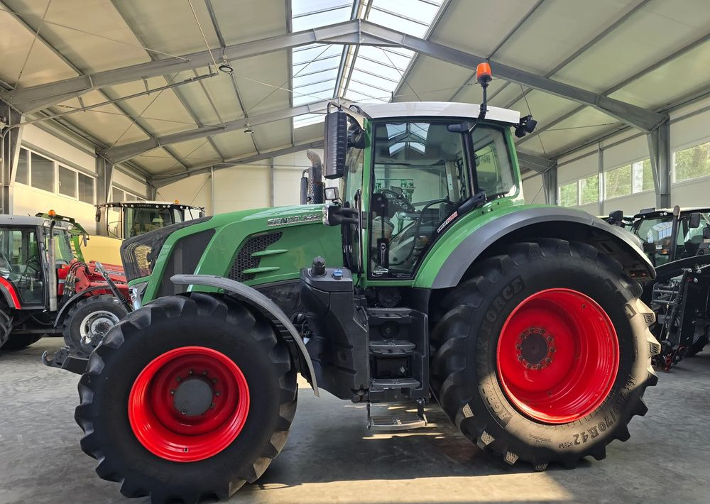 Fendt 828 S4 ProfiPlus - Tracteur agricole: photos 4 Fendt 828 S4 ProfiPlus - Tracteur agricole: photos 4