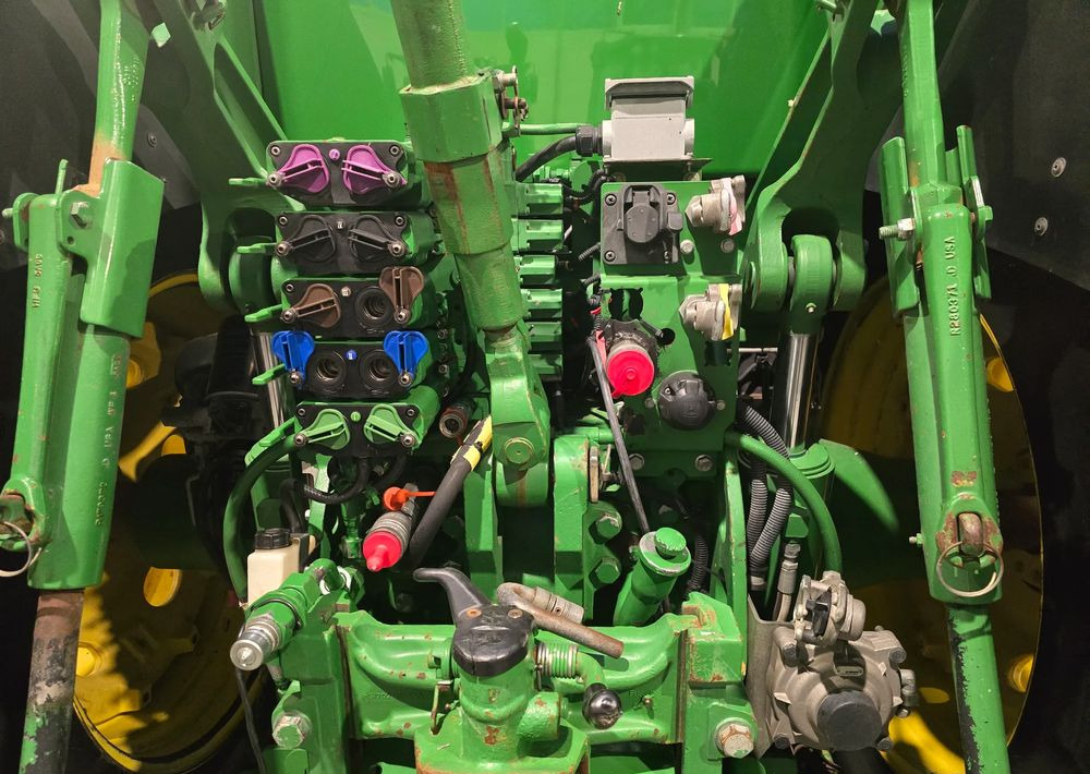 Tracteur agricole John Deere 7250R: photos 8 Tracteur agricole John Deere 7250R: photos 8