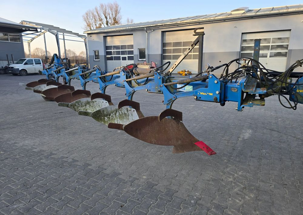 Överum 7 skibowy zagonowy - Charrue: photos 1 Överum 7 skibowy zagonowy - Charrue: photos 1