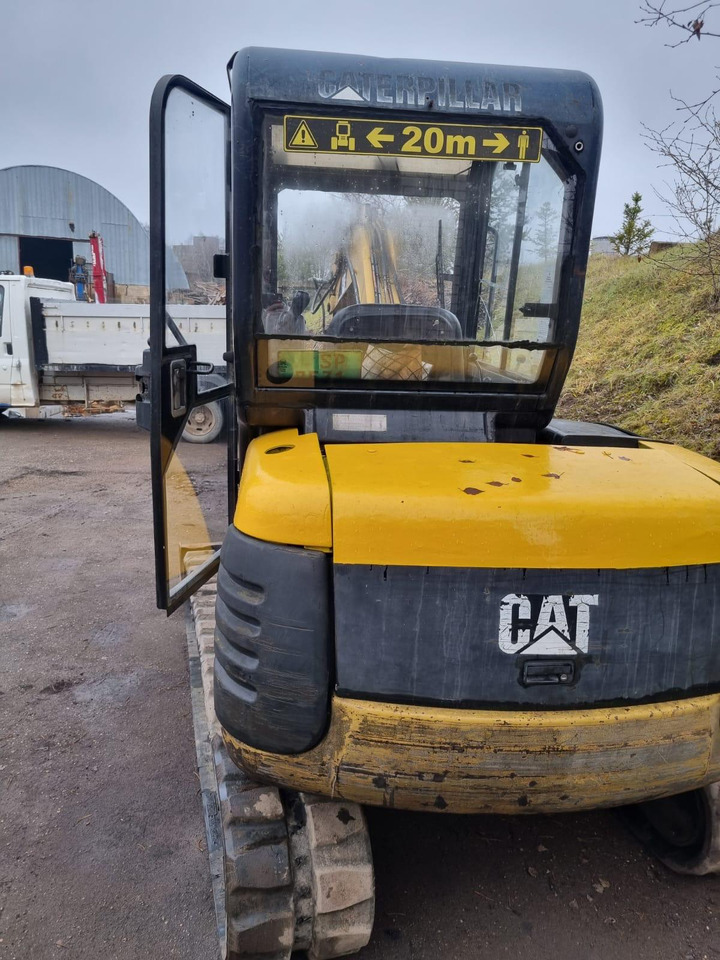 CATERPILLAR 304.5 - Mini pelle: photos 3 CATERPILLAR 304.5 - Mini pelle: photos 3