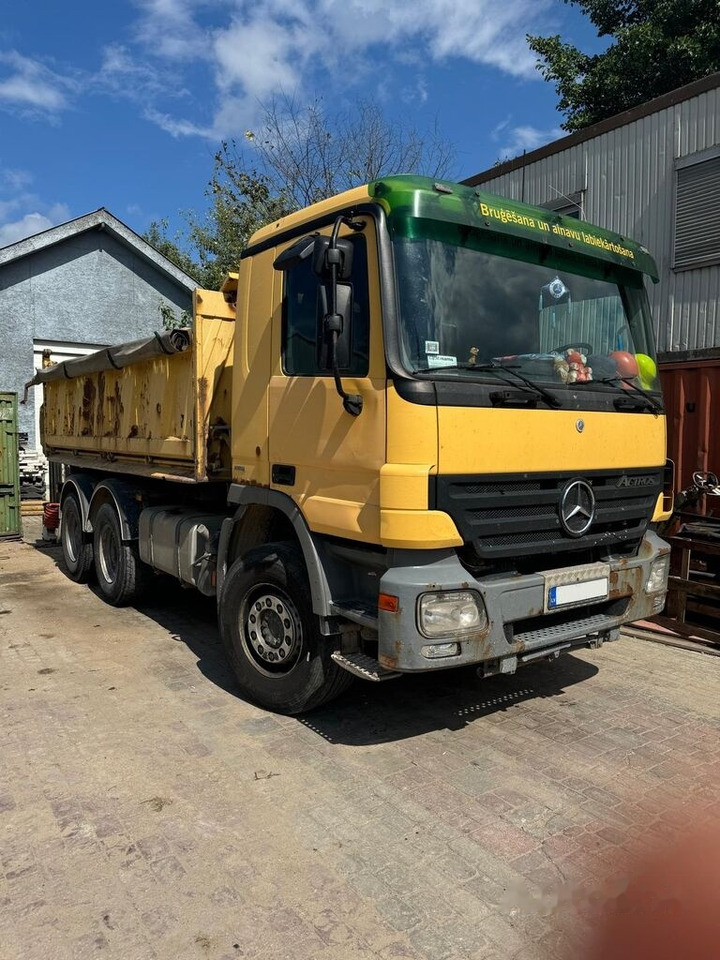 Mercedes-Benz Actros 2641 - Camion benne: photos 2 Mercedes-Benz Actros 2641 - Camion benne: photos 2