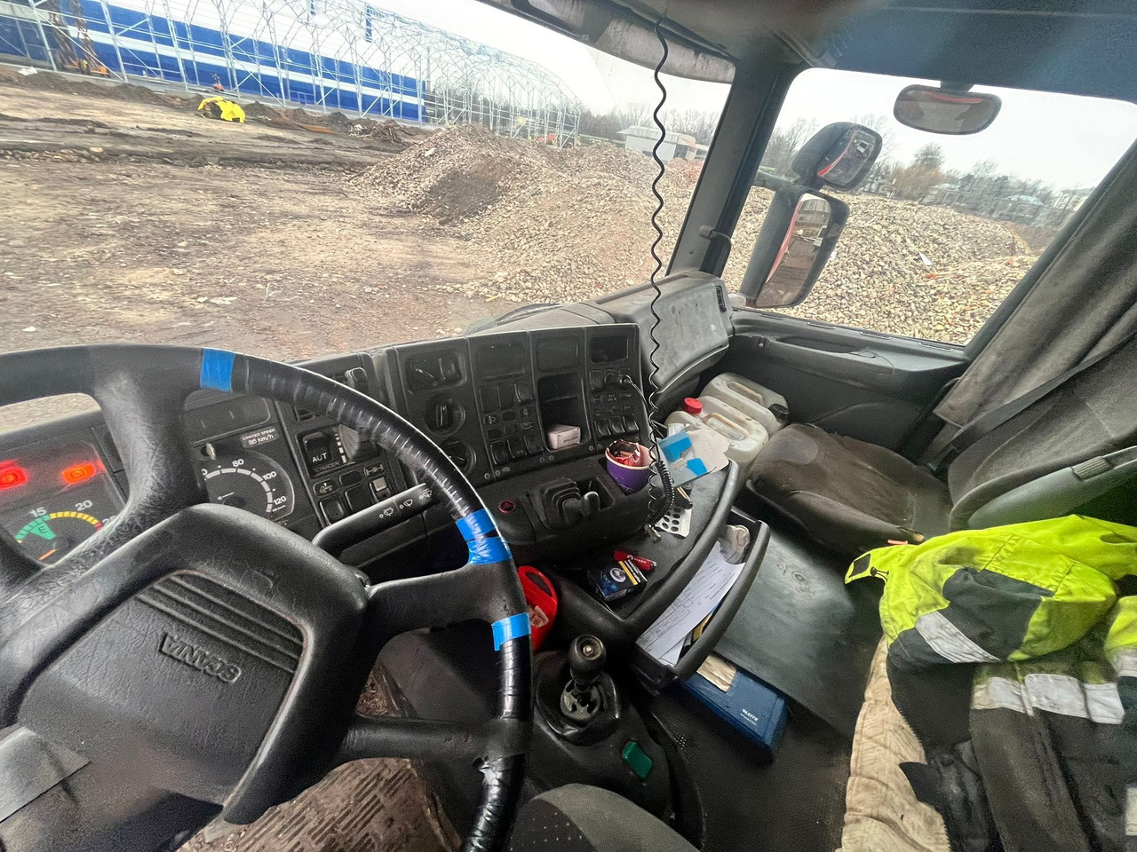 SCANIA R124 - Camion porte-voitures: photos 3 SCANIA R124 - Camion porte-voitures: photos 3