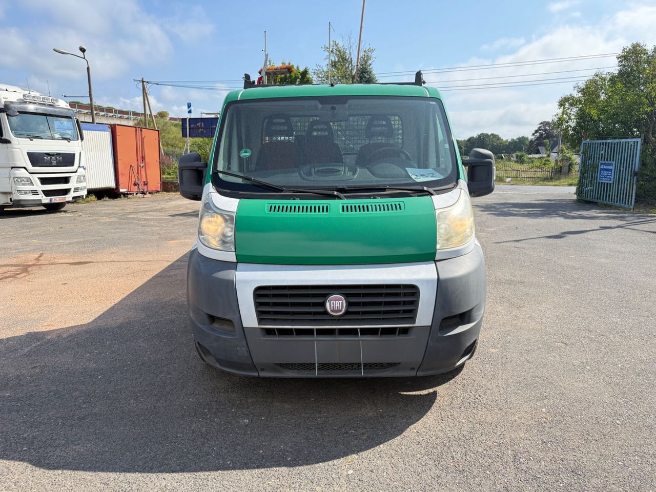 Fiat Ducato Pritsche 35 120 L4 - Utilitaire plateau: photos 1 Fiat Ducato Pritsche 35 120 L4 - Utilitaire plateau: photos 1